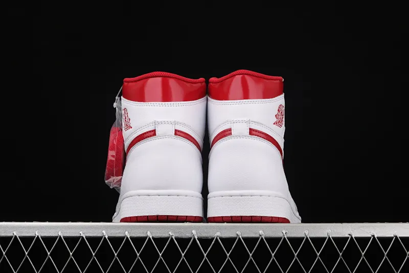 All categories Air Jordan Jordan series basketball shoes Air Jordan 1 High Air Jordan 1 Retro Metallic Red AJ1 Joe 1 white red 555088-103